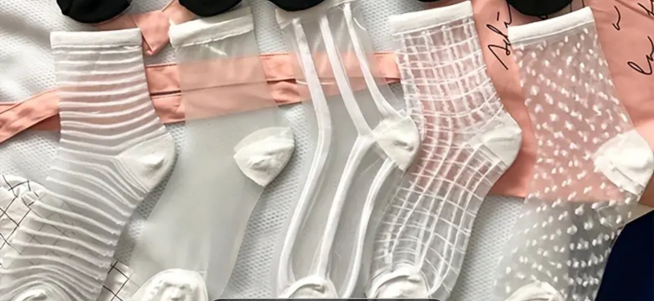 Medias con transparencia